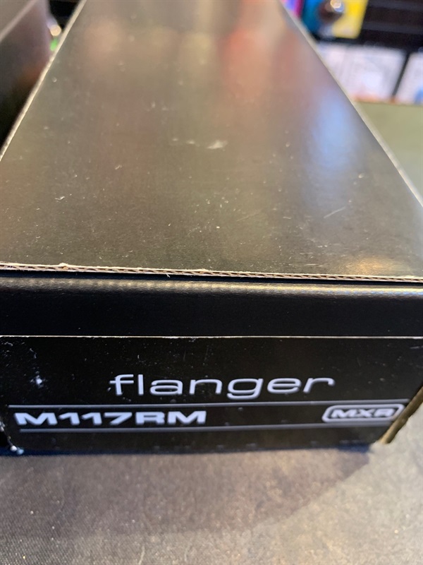 MXR M117RM Flangerの画像